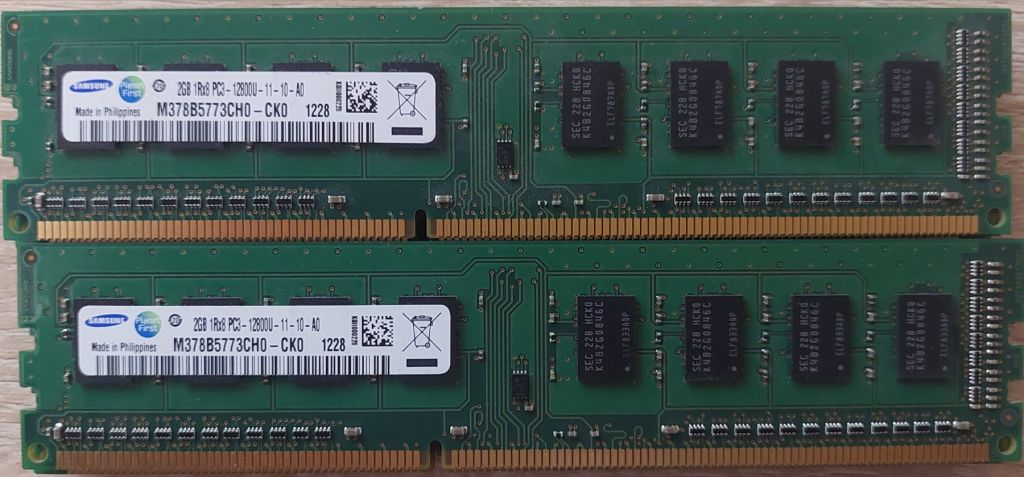 Б/В Оперативна пам'ять Samsung 2 GB DDR3 1600 MHz   (M378B5773CH0-CK0)12800U-11-10-AO - фото фото фото 0