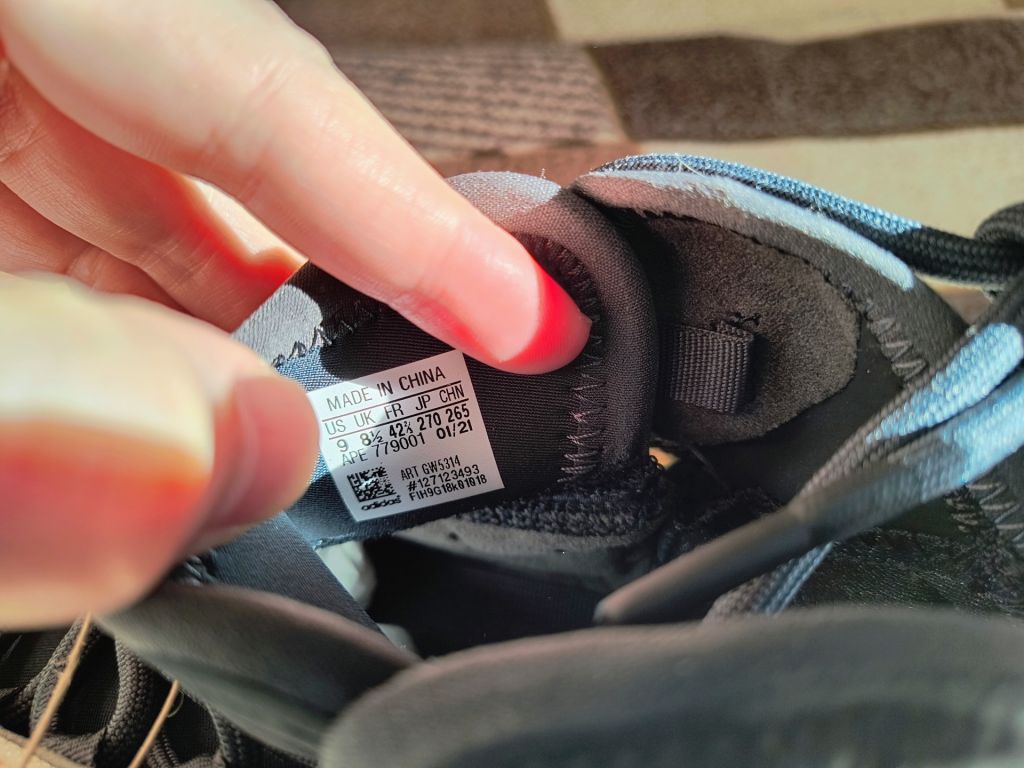 Кросівки Adidas Yeezy Quantum - фото фото фото 8