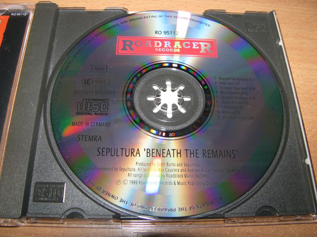 SEPULTURA - Beneath The Remains  (1989 Roadracer Germany) - фото фото фото 2