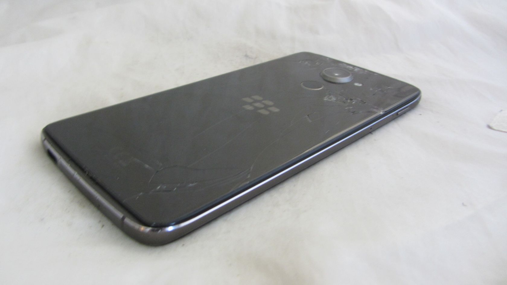 BlackBerry DTEK60 4/32Gb Black - фото фото фото 6