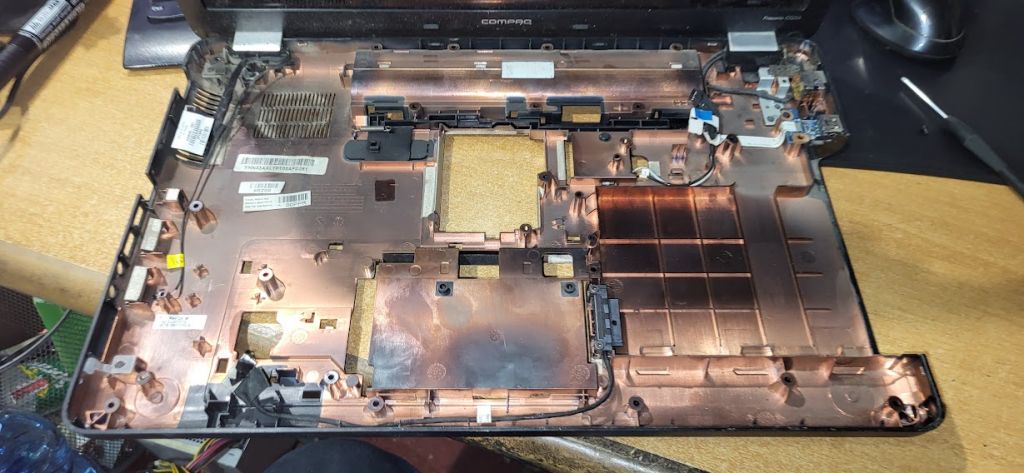 Корпус от ноутбука Compaq Presario CQ56-151SR № 230304112 - фото фото фото 2
