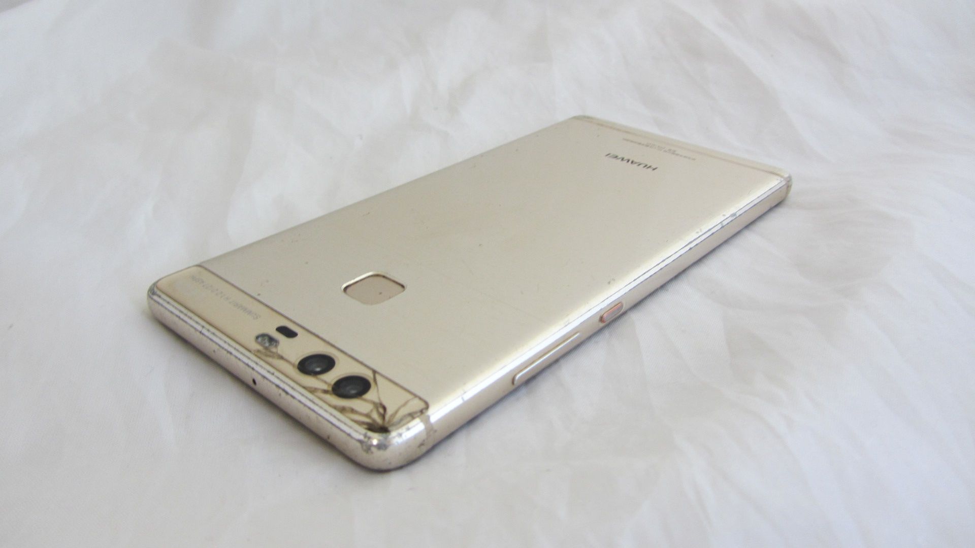 HUAWEI P9 Dual SIM   (EVA-AL10) Gold - фото фото фото 5