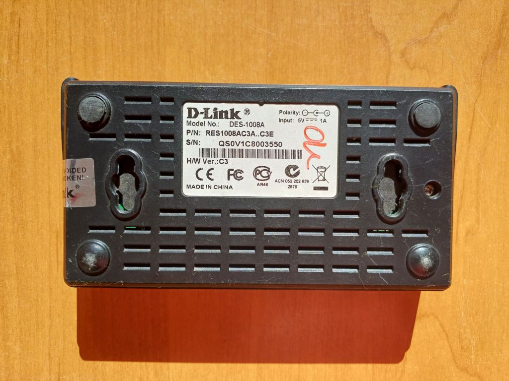 Свич коммутатор D-Link DES-1008A - фото фото фото 5