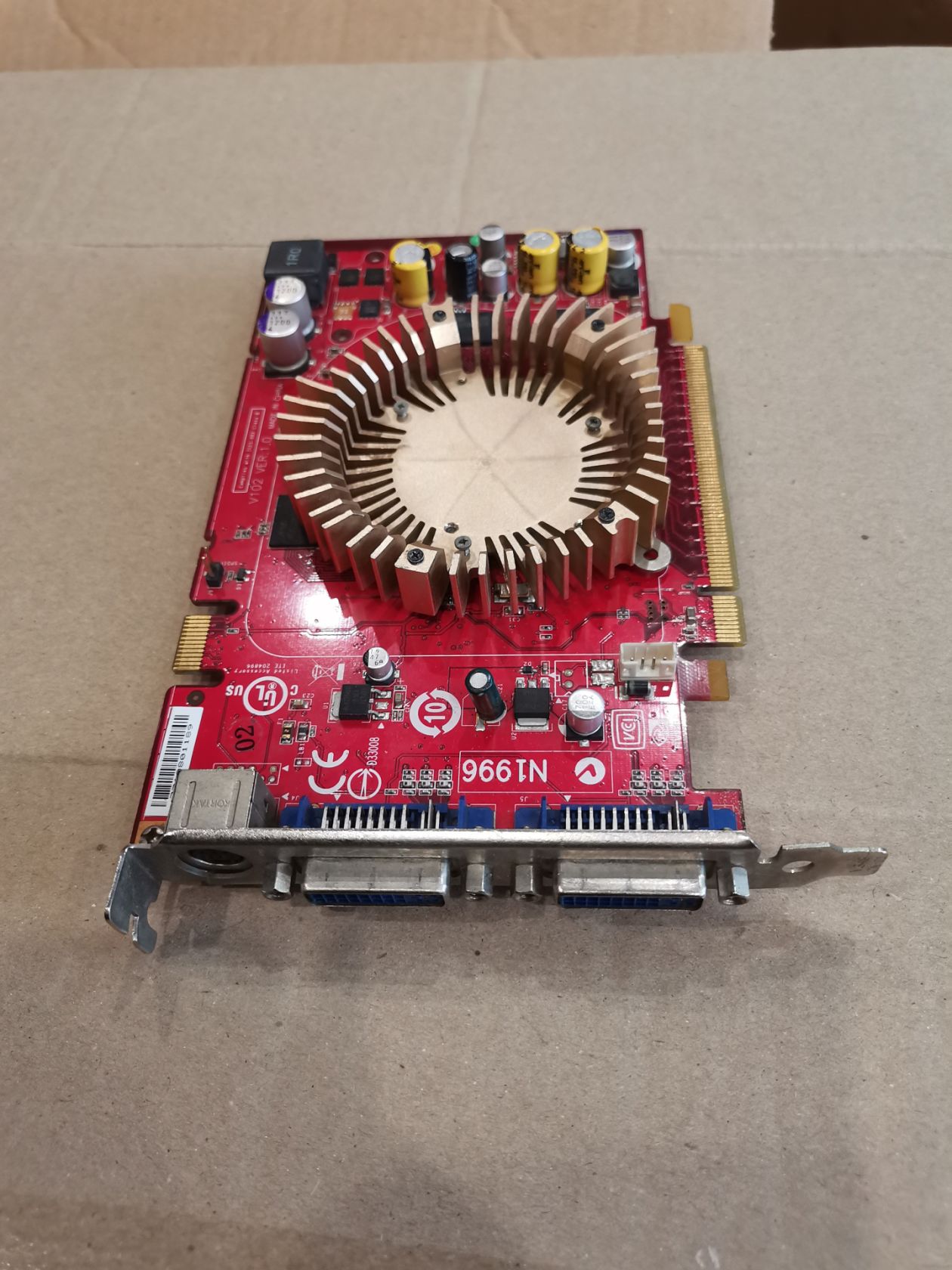Видеокарта MSI NX8600GT-T2D256E-OC GDDR3 PCI Express x16 - фото фото фото 0