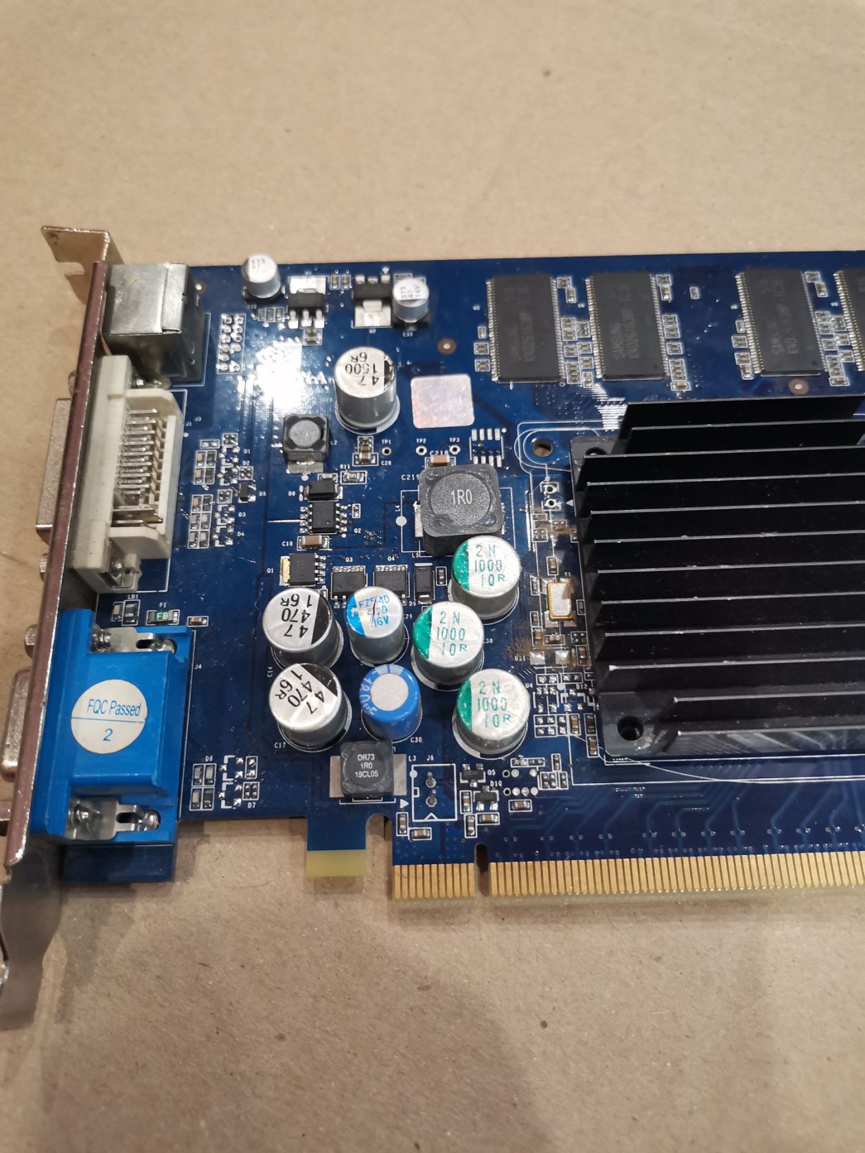 Видеокарта NVIDIA GeForce 6600 128МБ DDR - фото фото фото 3