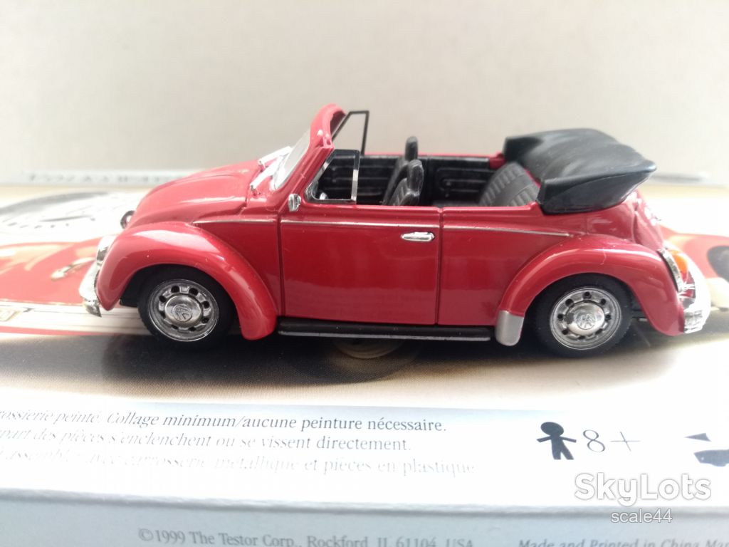 VW Beetle 1303 coupe.Universal hobbies.1/43 - фото фото фото 2
