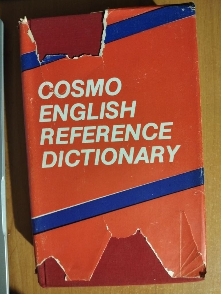 Cosmo English Reference Dictionary - фото фото фото 0