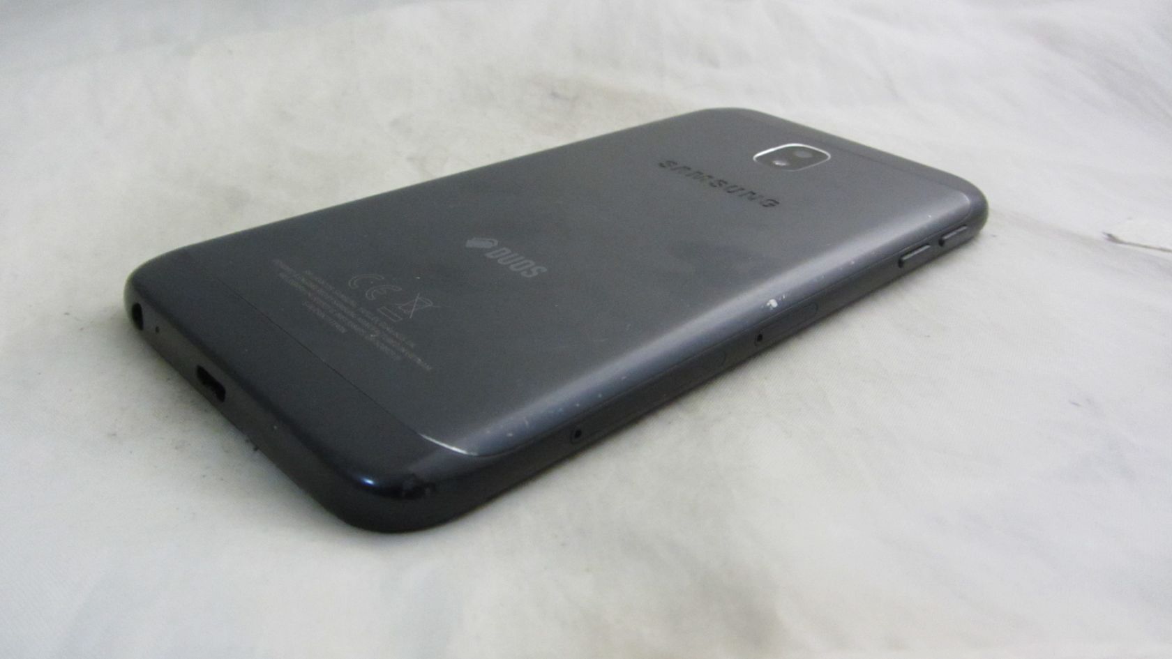 Samsung Galaxy J3 2017   (SM-J330F) Black - фото фото фото 5