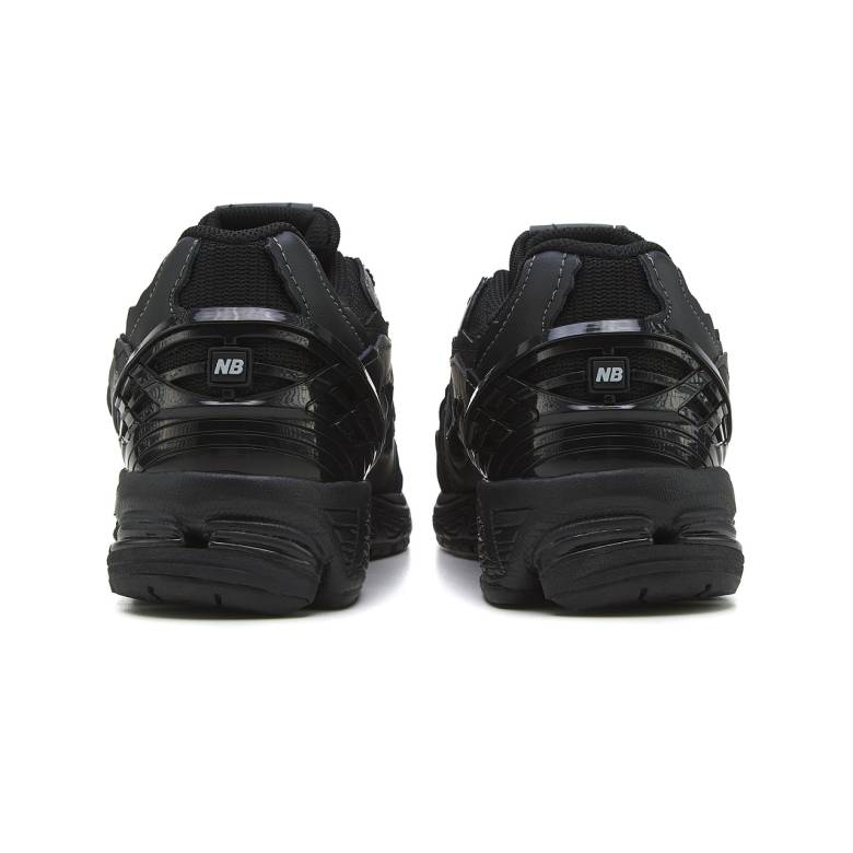 New Balance 1906D Protection Pack Black Leather 42 - фото фото фото 3