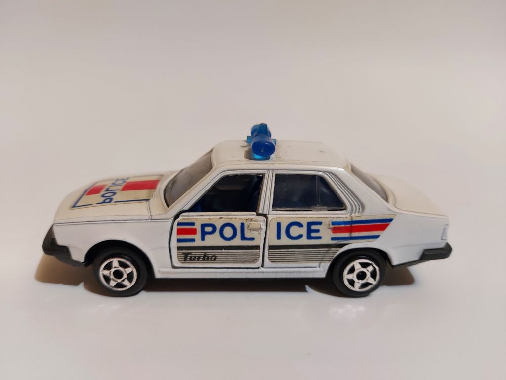 Norev 1:43 Renault 18 TL "Police" - фото фото фото 0