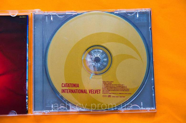 Музичний диск CD. CATATONIA - International velvet - фото фото фото 3