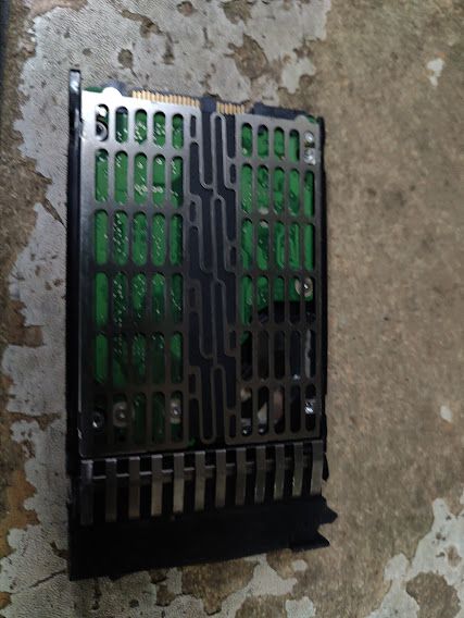 Жесткий диск Винчестер HDD 146 Gb / Гб HP EG0146FAWHU 2.5" SAS № 242911308 - фото фото фото 1