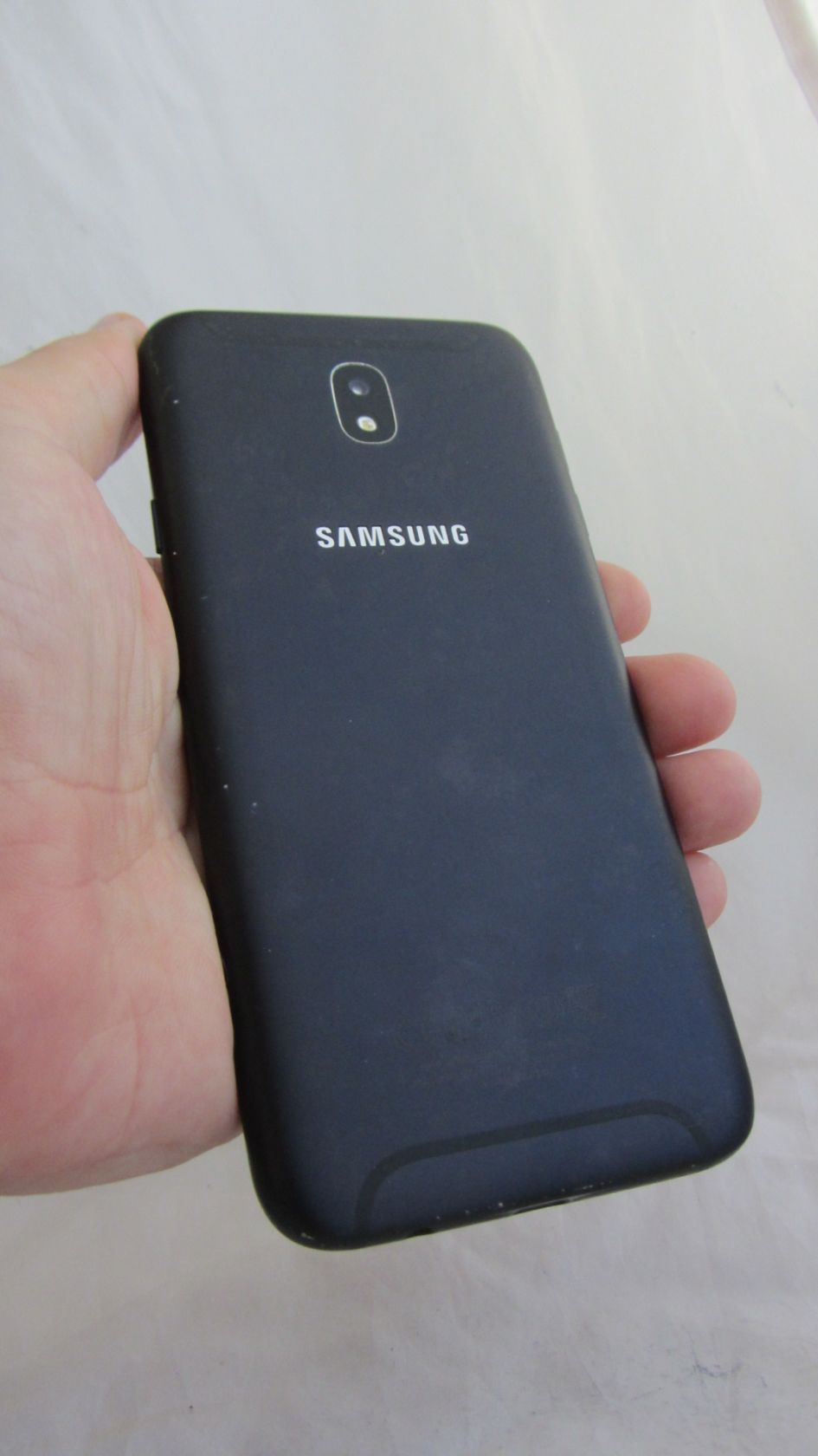 Samsung Galaxy J7    (2017)    (SM-J730FM/DS) Black  - фото фото фото 3