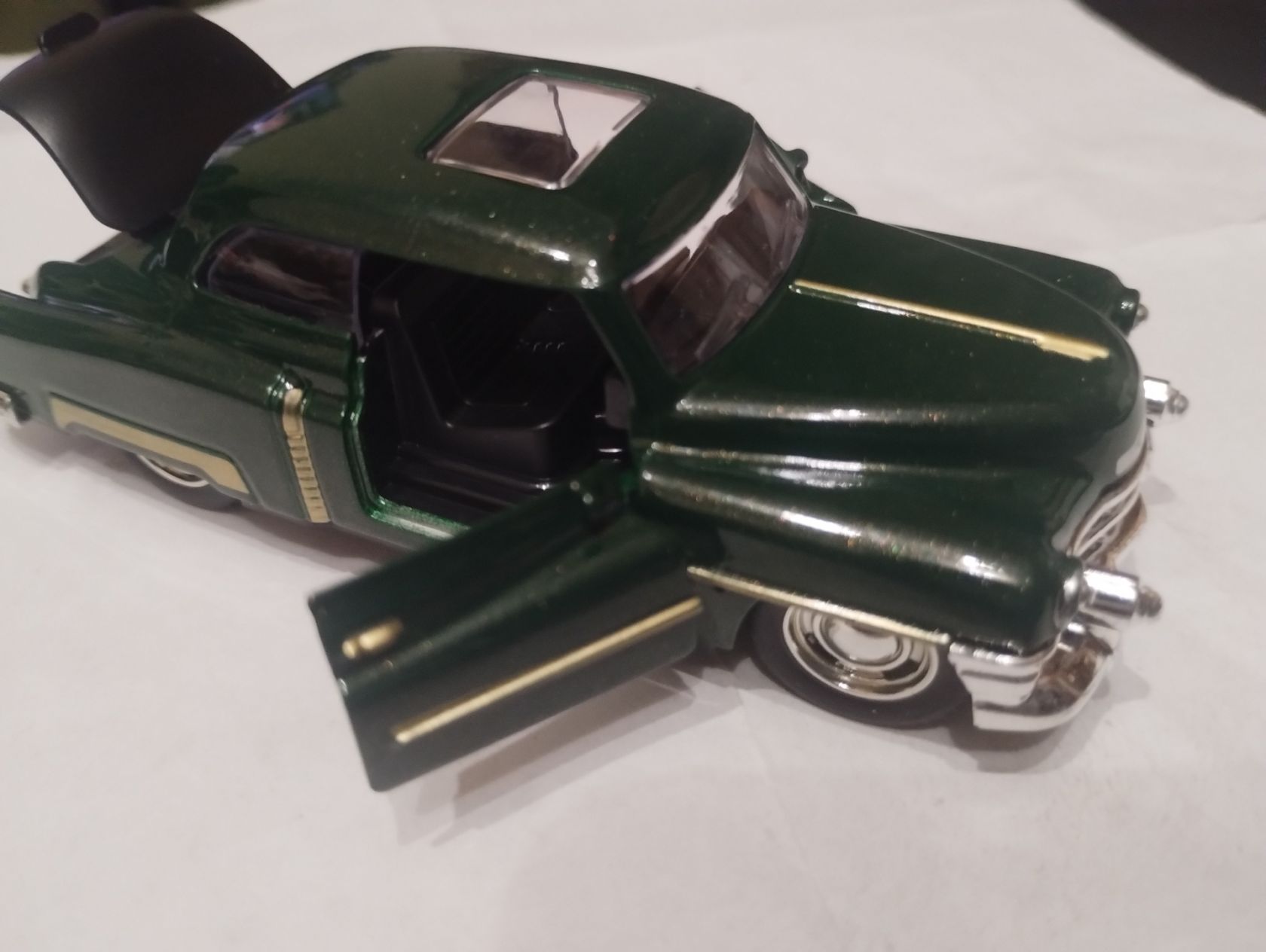 Іграшкова металева машинка, колекційна Cadillac Series 62 1950-х годов),  , розмір 1/36 - фото фото фото 5