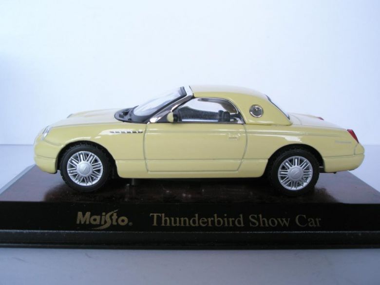 Ford Thunderbird. Maisto  -0289- - фото фото фото 4