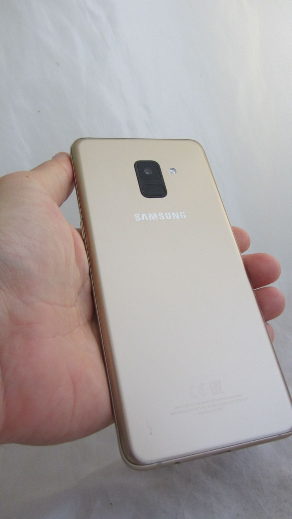 Samsung Galaxy A8 Plus 2018 32GB   (SM-A730F) Gold - фото фото фото 4