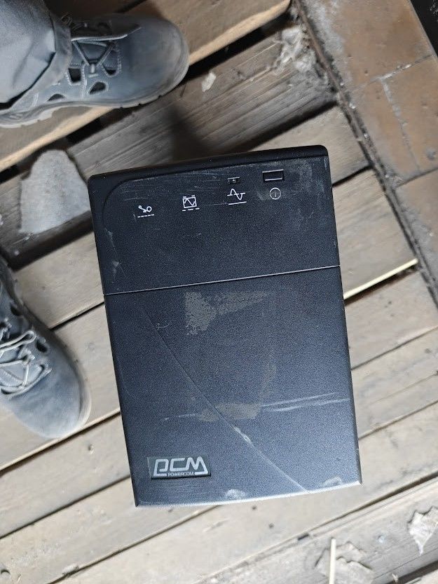 ИБП Бесперебойник UPS 1000 VA / ВА PowerCom BNT-1000AP № 261205103 - фото фото фото 0