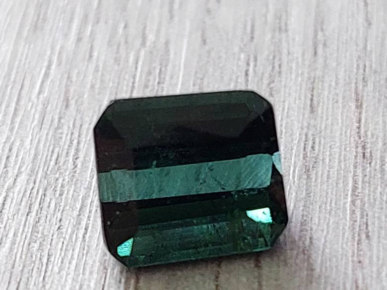 Натуральный турмалин 4.75 ct  9x8.3mm - фото фото фото 3