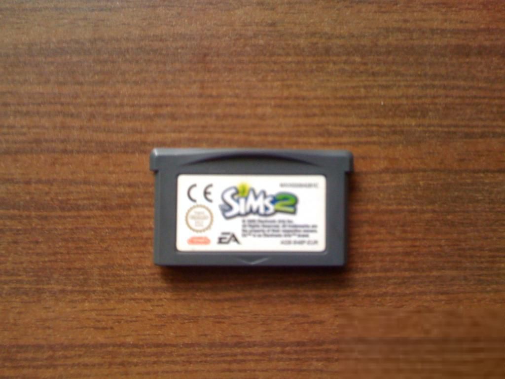 Игра на Game Boy Advance "The Sims 2" - фото фото фото 0