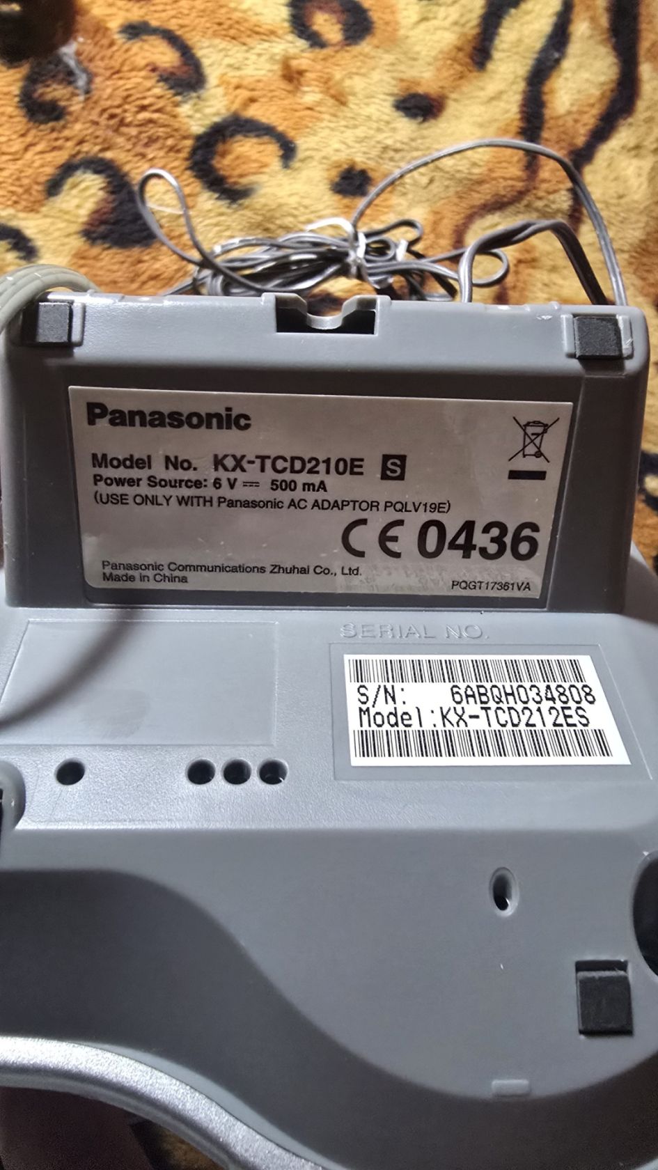 Радіотелефон Panasonic KX-TCD210E     (2 трубки, база + стакан) - фото фото фото 4