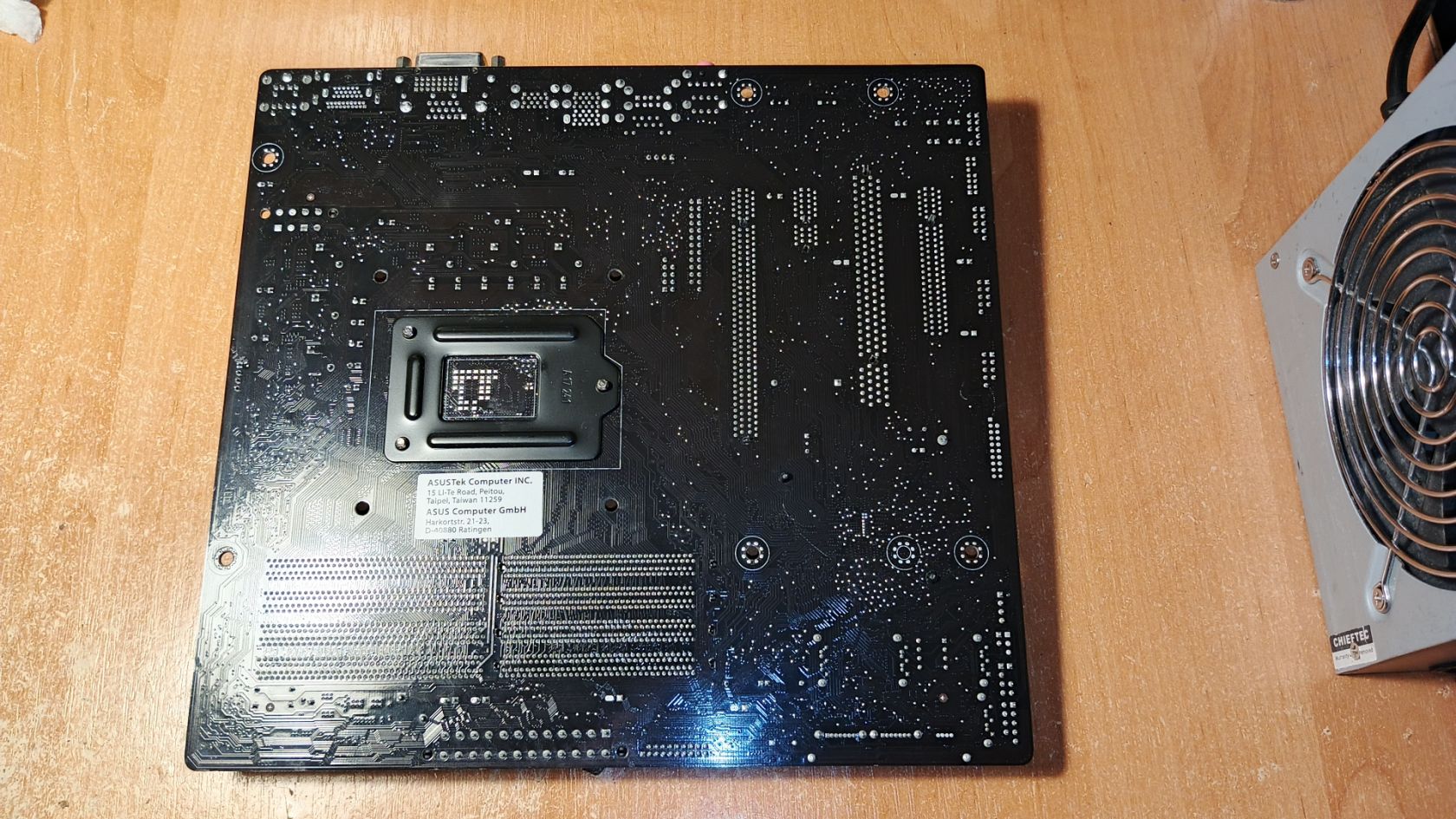 Материнська плата Asus B150M-C   (s1151,B150) прошита под xeon    (читать описание) - фото фото фото 3