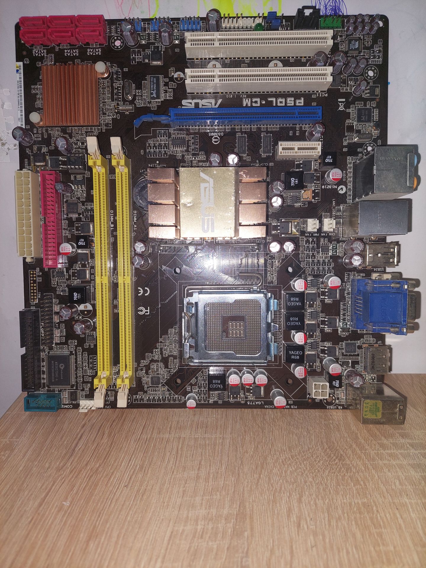 Материнська плата ASUS P5QL-CM Socket LGA775MicroATX 2x DDR2 - фото фото фото 1