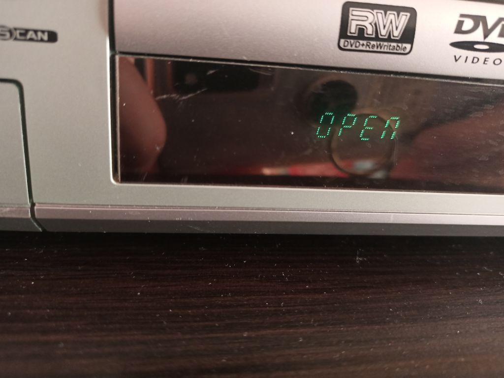 DVD плейер  XORO  HSD R505     ( не полностью  рабочий)  продажа только в Киеве - фото фото фото 6