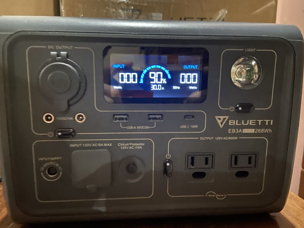 Зарядна станція Bluetti EB3A 600W 268Wh  (120вольт )USA - фото фото фото 6