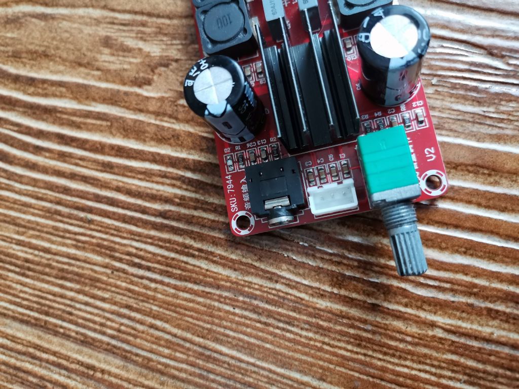 Усилитель звука SKU 7944 - фото фото фото 4