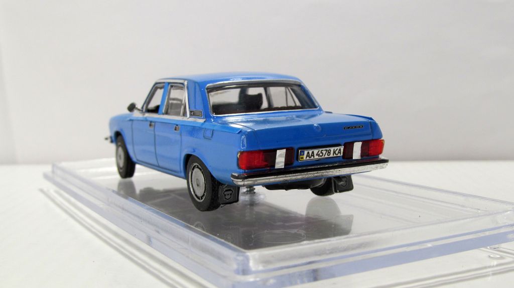 Конверсия синяя ГАЗ-3102 Волга, DiamonD. Перекрас, лак, детализация 1:43 бокс. - фото фото фото 1