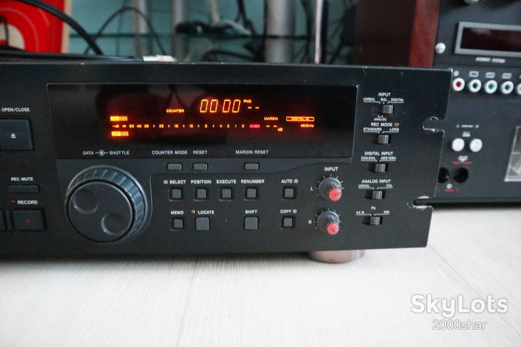 Проигрыватель Tascam DA30 MK2 DAT Recorder - фото фото фото 2