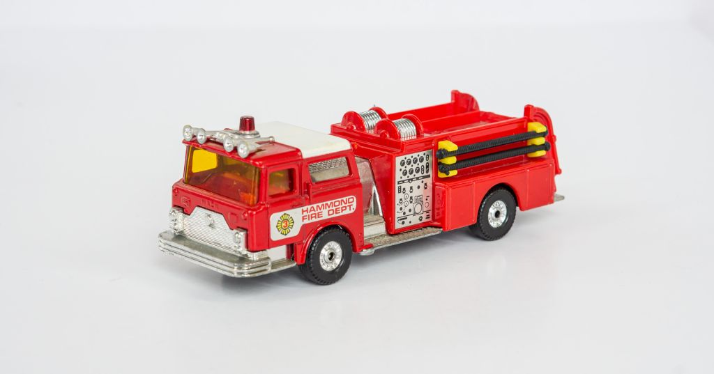 1:50 Mack CF Fire Pumper, CORGI #2029 Gt.Britain 1980 - фото фото фото 0