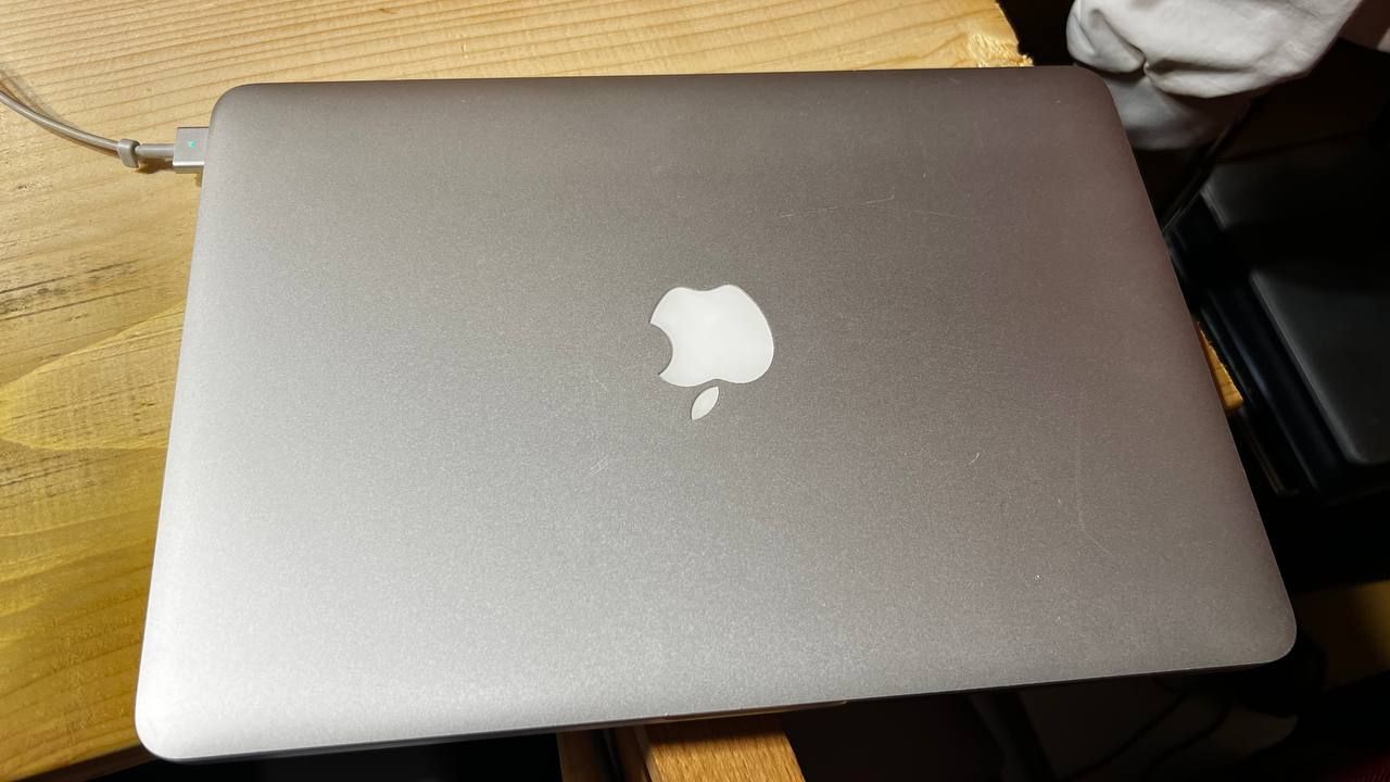 Apple MacBook Pro A1502 - фото фото фото 2