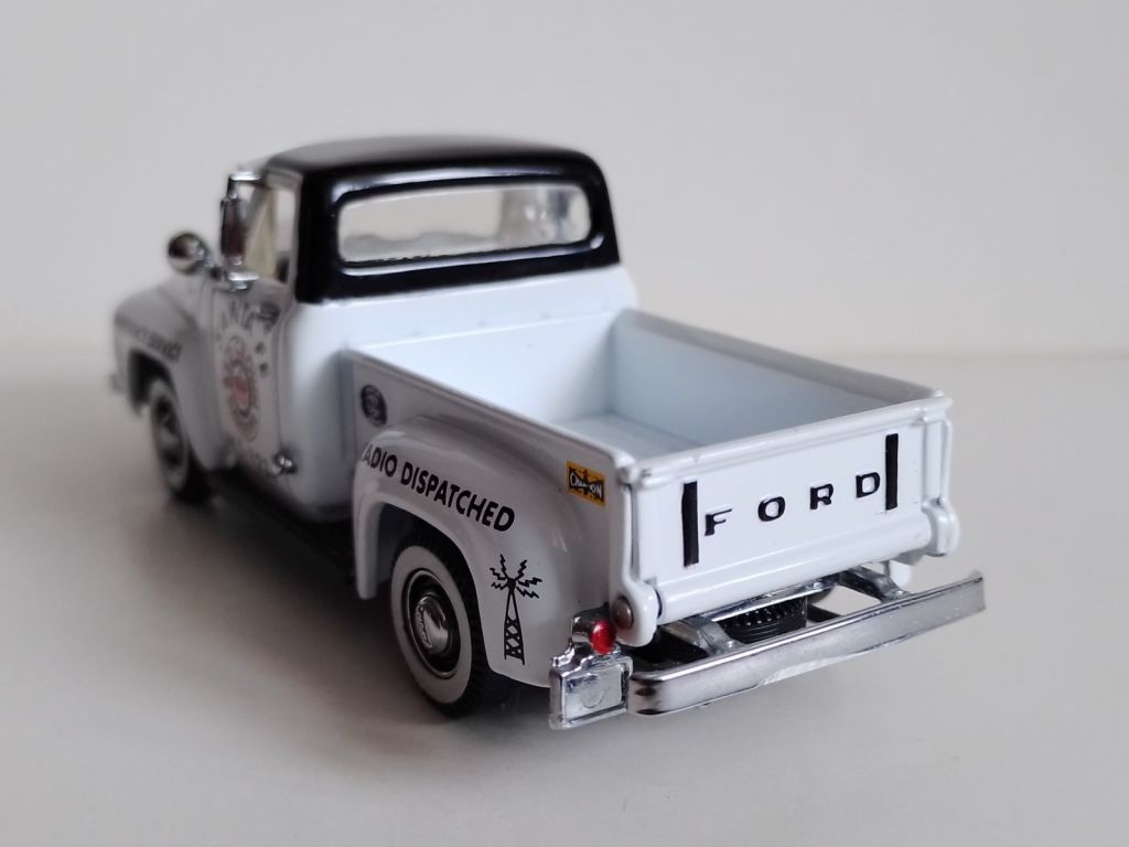 1955 Ford F100 Red Crown Emergency Service. Matchbox YRS06-M. 1/43 -3149- - фото фото фото 2