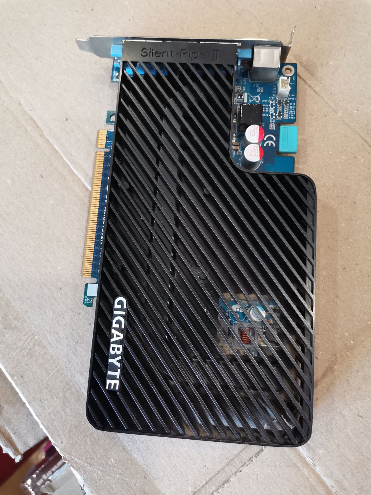 Видеокарта Gigabyte GV-NX86T512H 512mb GDDR2  PCI Express x16 - фото фото фото 2