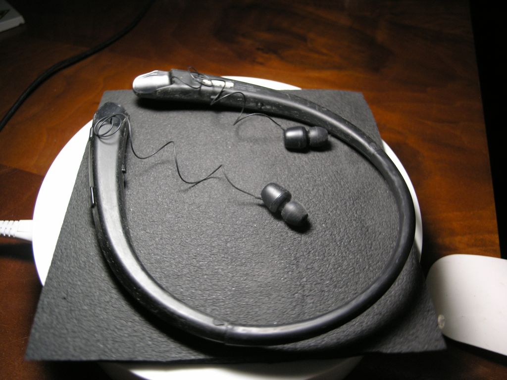 Bluetooth гарнитура Harman Cardon LG Tone HBS-910 - фото фото фото 12