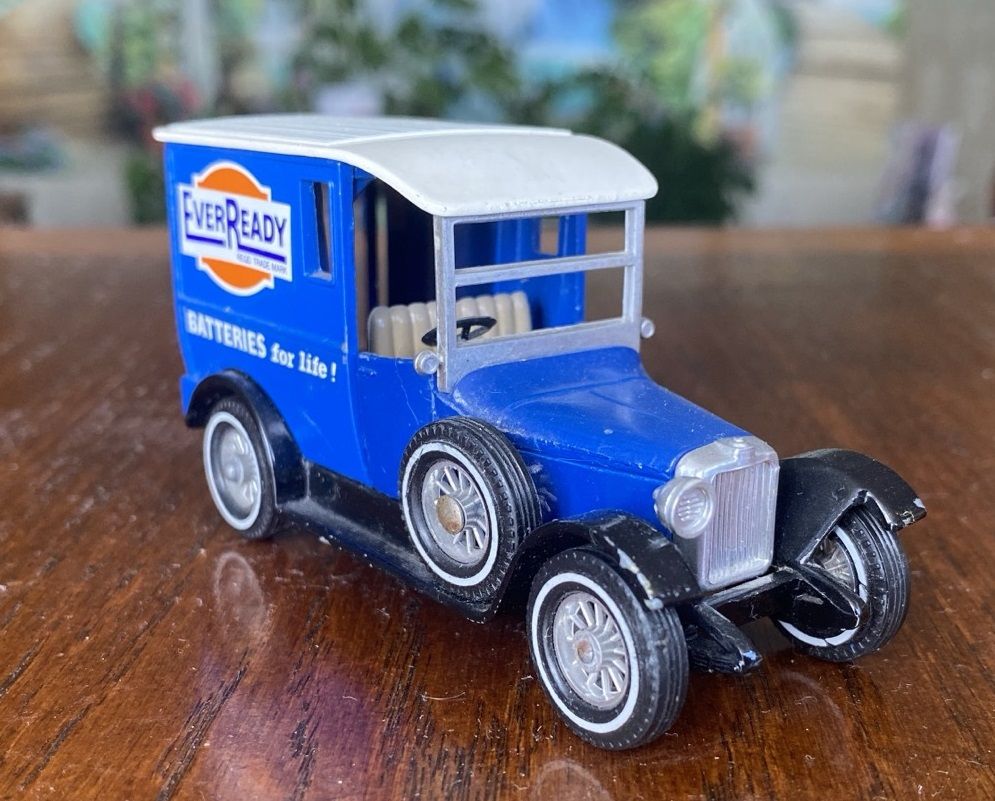 Модель автомобиля TALBOT VAN 1927 1:43 YESTERYEAR MATCHBOX Англия - фото фото фото 2