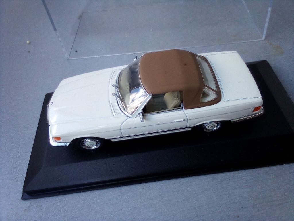 1/43 Minichamps Mercedes-Benz 350 SL Cabriolet  (R107) - фото фото фото 0