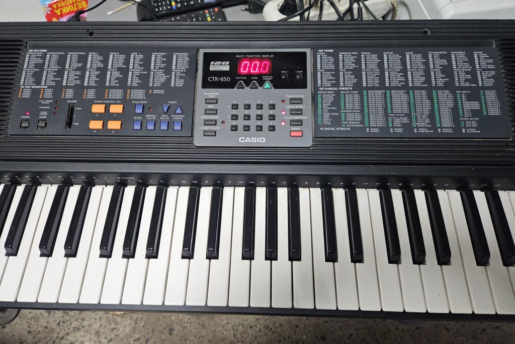 Синтезатор Casio CT-650 - фото фото фото 2