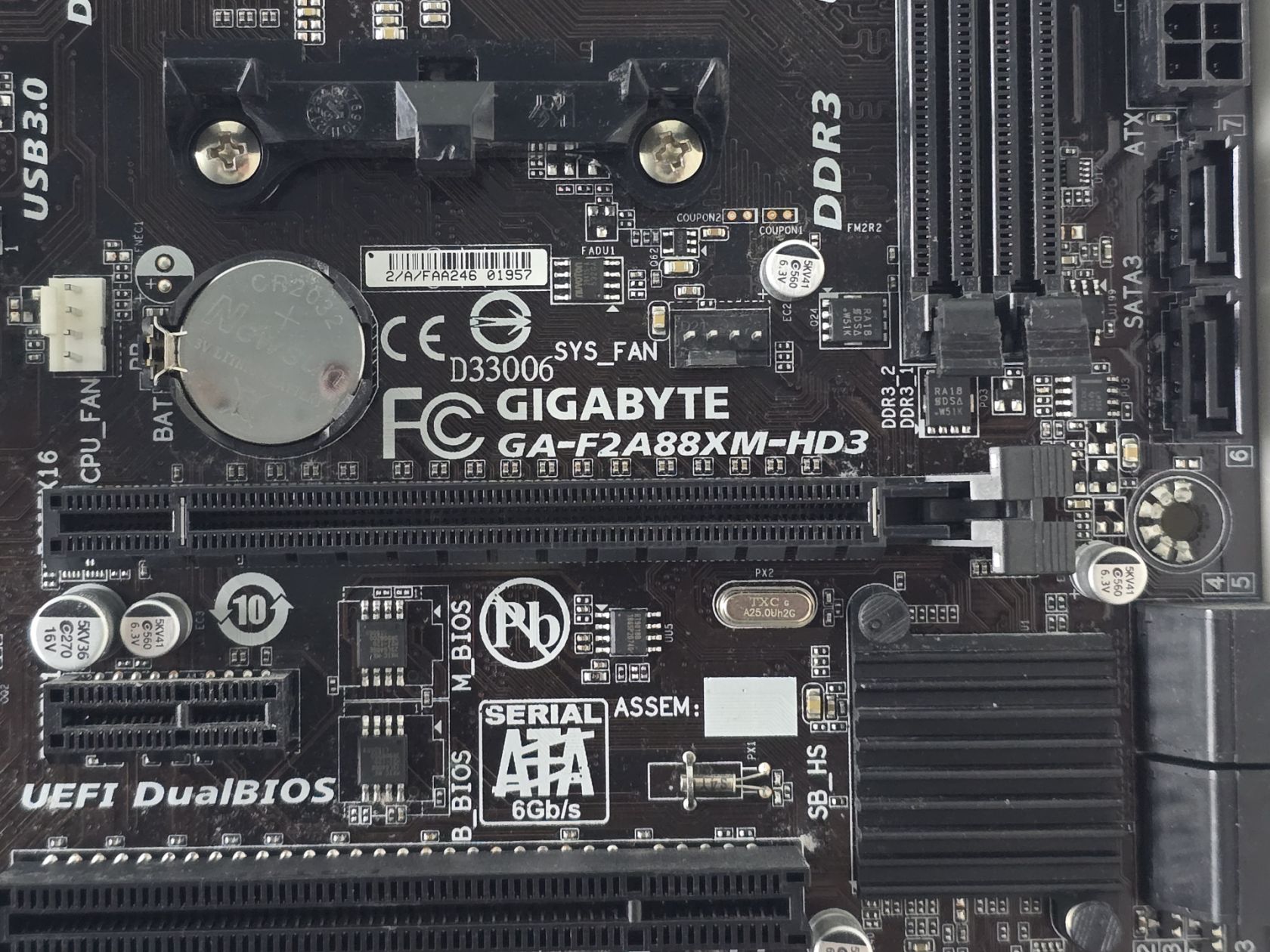 Материнська плата sFM2+ GIGABYTE GA-F2A88XM-HD3  (Socket FM2+,DDR3,б/у) - фото фото фото 1