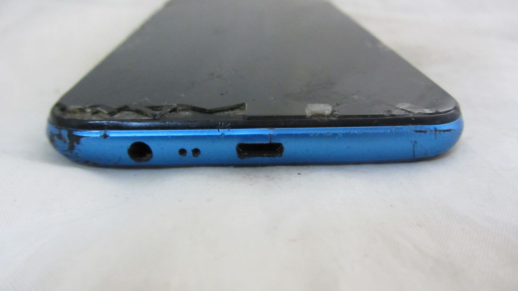 Realme C25Y 4/64GB Water Blue - фото фото фото 3
