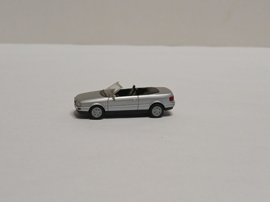 Автомобіль AUDI  CABRIO. HERPA 1:87 H0  (11714.10/3+) . - фото фото фото 2