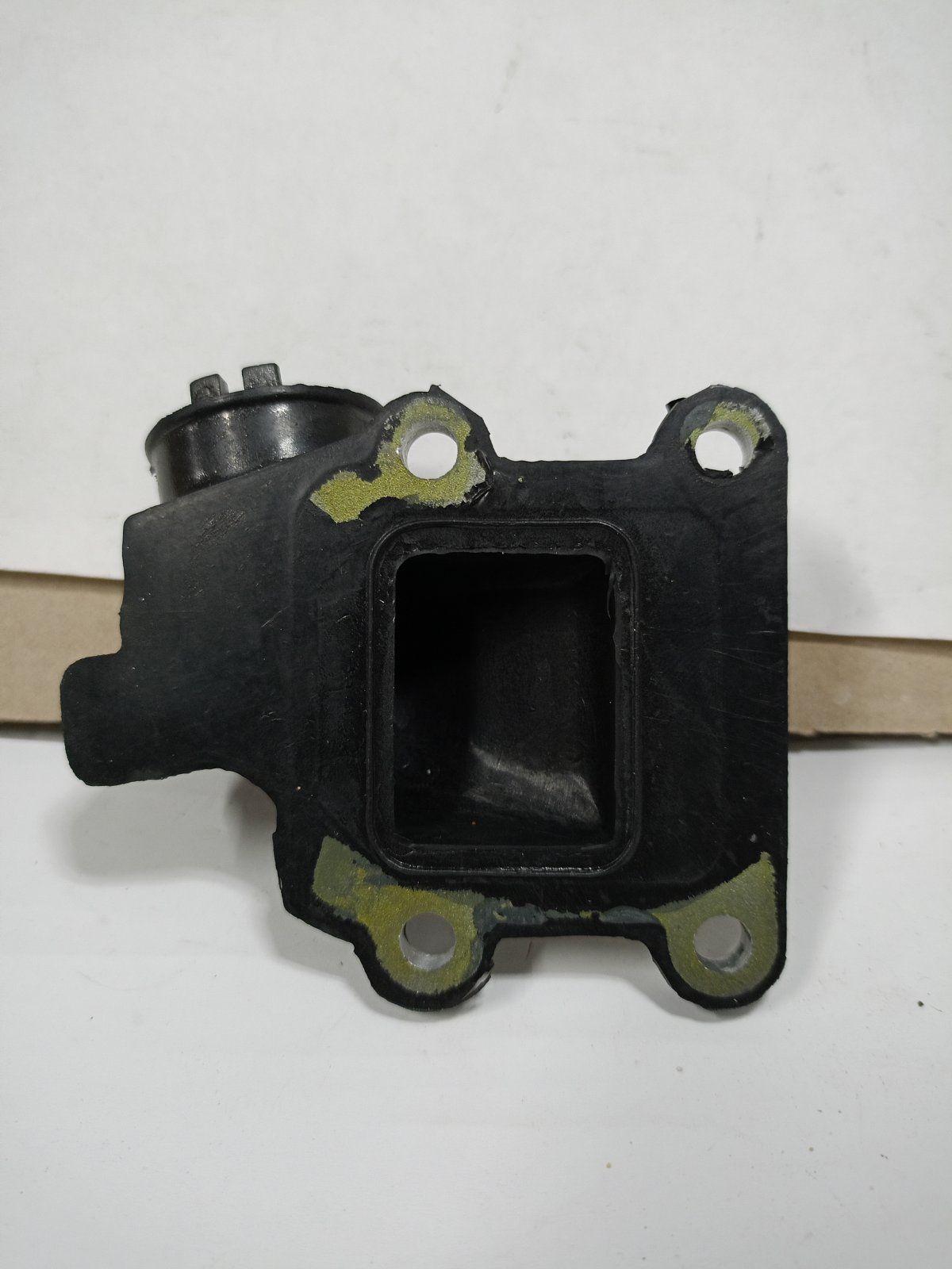 43714  Патрубок карбюратора Yamaha 2JA - фото фото фото 1