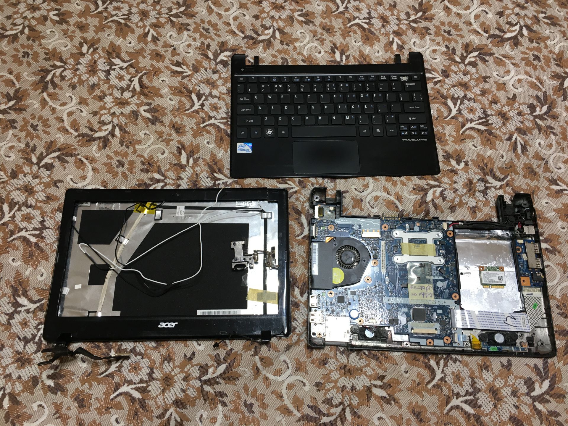 Acer TravelMate B113 неробочий - фото фото фото 0