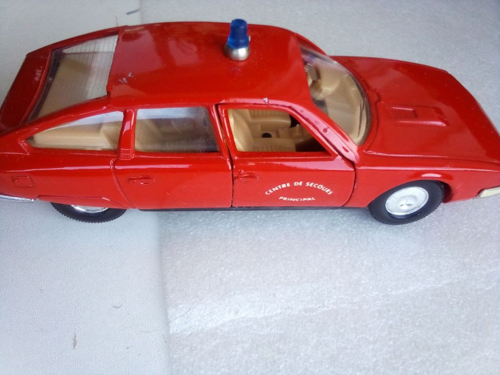 Citroen CX 2400 Centre de Secours by Solido Fire car 1/43 - фото фото фото 1