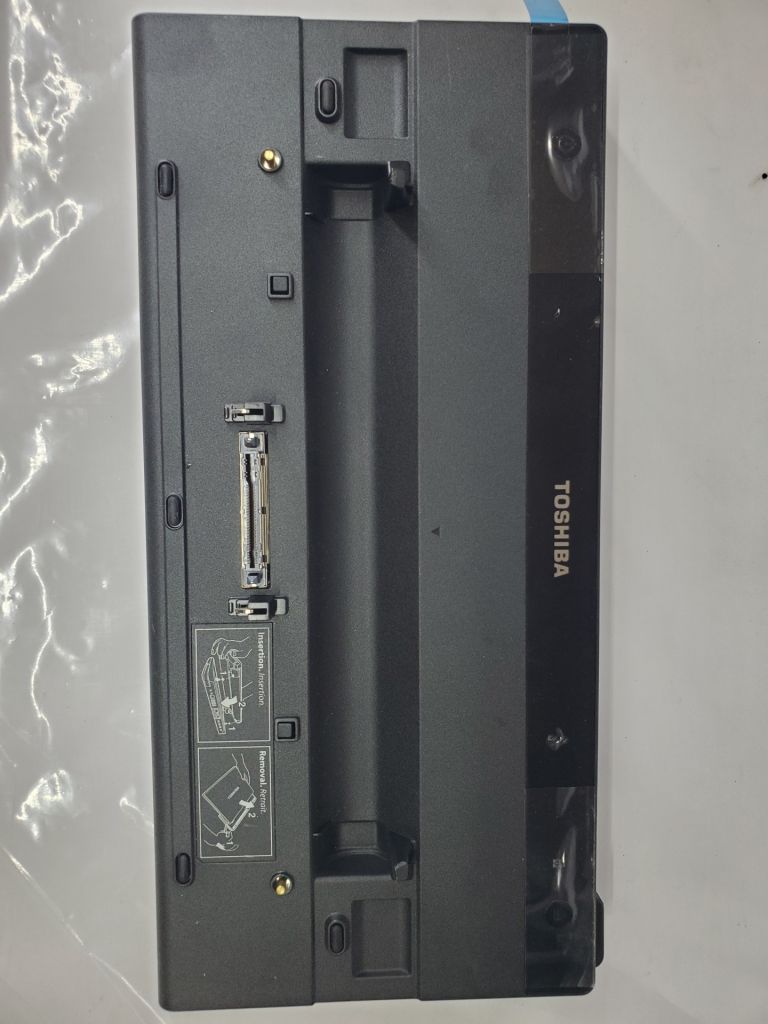 Докстанція Toshiba PA3838E-1PRP - фото фото фото 0