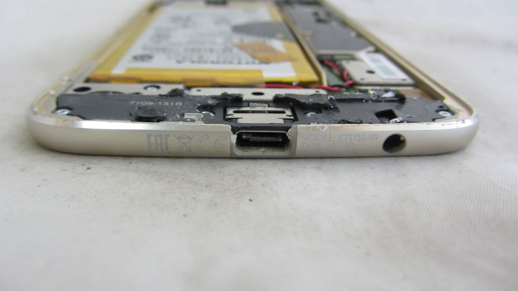 Motorola Moto Z2 Play  (XT1710-09) Fine Gold - фото фото фото 1