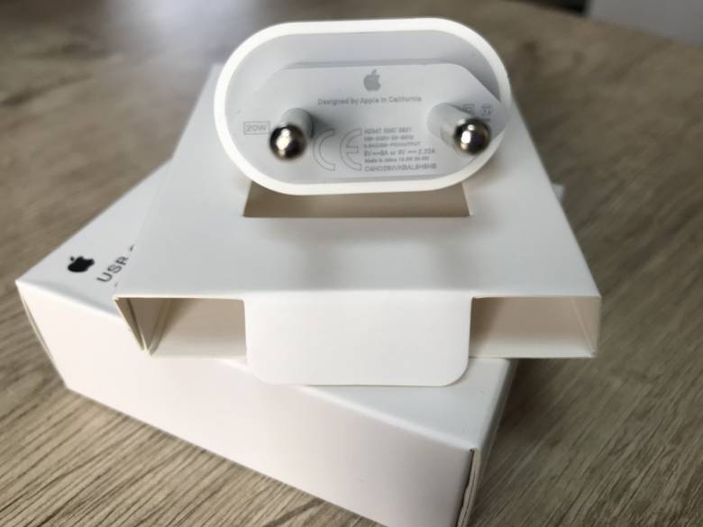 Адаптер Apple iPhone 20W USB-C быстрая зарядка, Блок IPhone 20 ВТ - фото фото фото 3