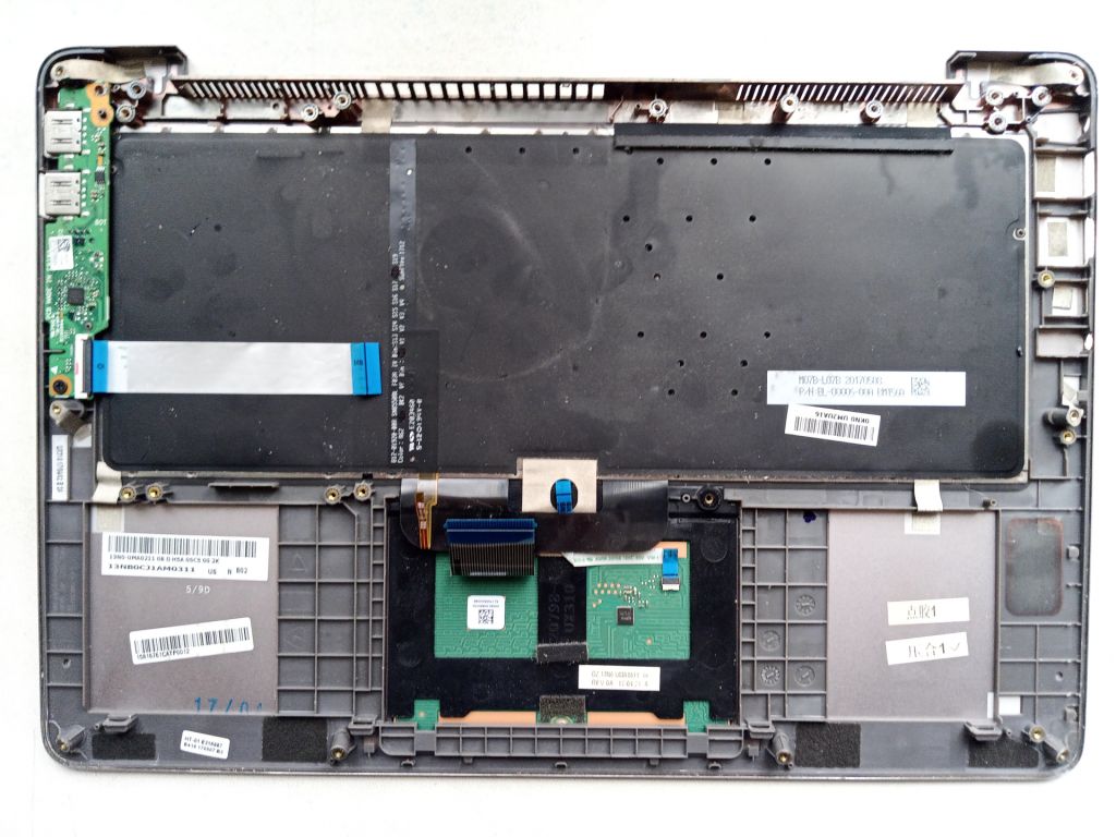 Б/У Топкейс на ASUS UX310U    (клавіатура не робоча) - фото фото фото 1