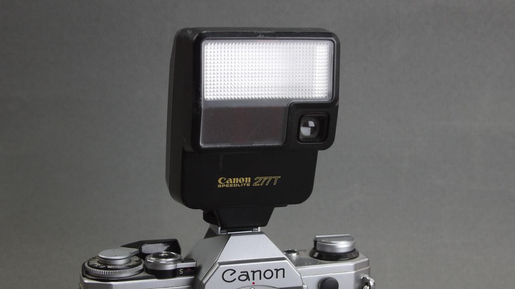Фотовспышка Canon Speedlite 277T Вживане - фото фото фото 0